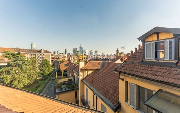 appartamento in vendita a Milano in zona Isola