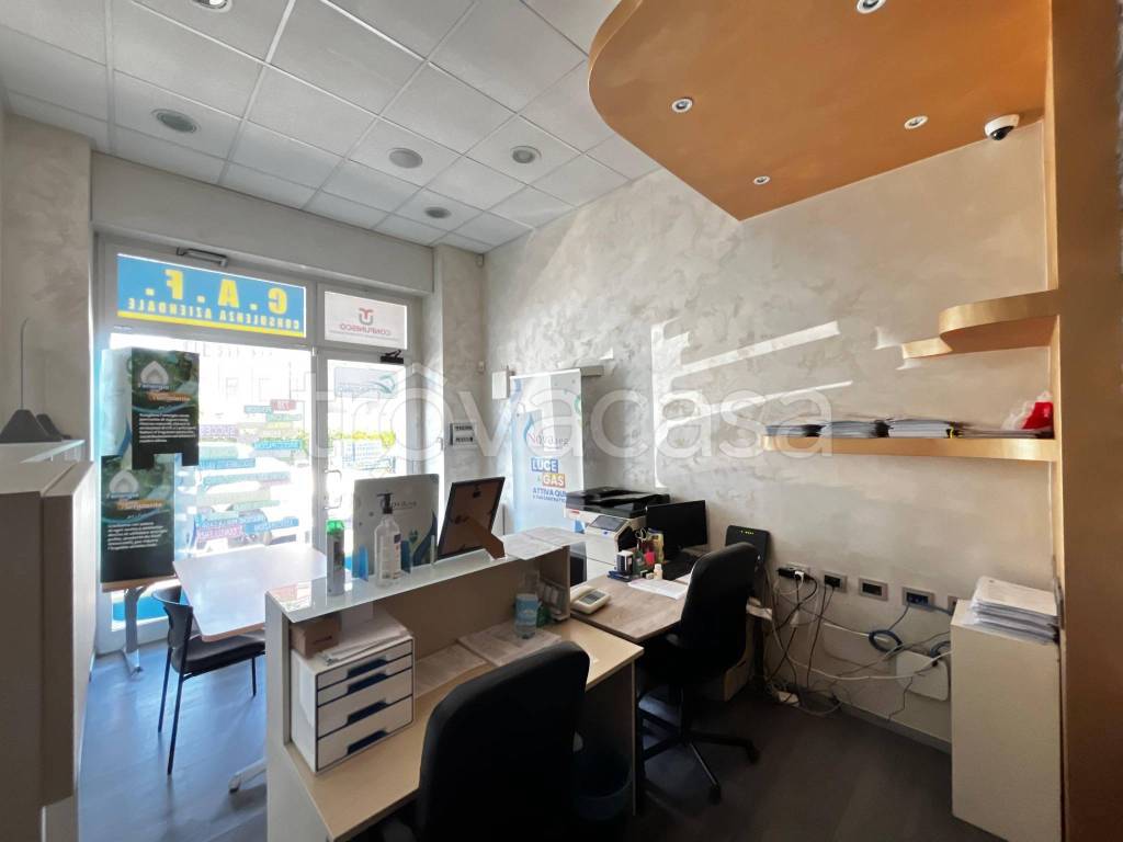 negozio in vendita a Milano in zona Città Studi