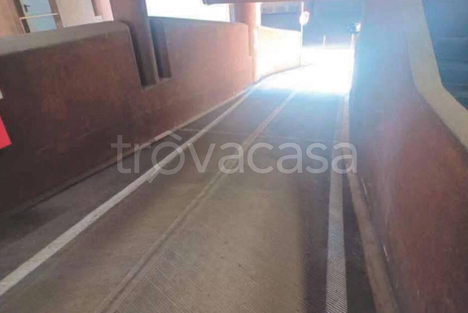 appartamento in vendita a Milano in zona Piazzale Lodi