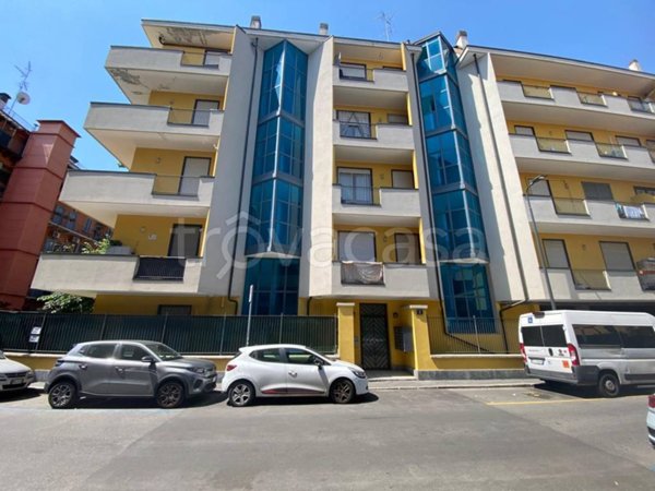appartamento in vendita a Milano in zona Affori