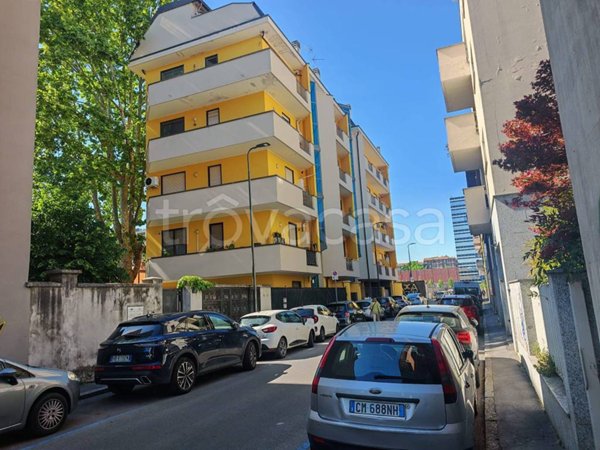 appartamento in vendita a Milano in zona Affori