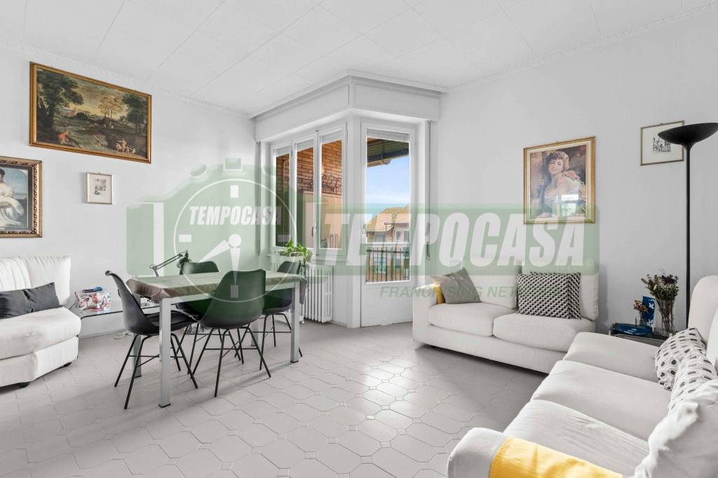 appartamento in vendita a Milano in zona Chiesa Rossa