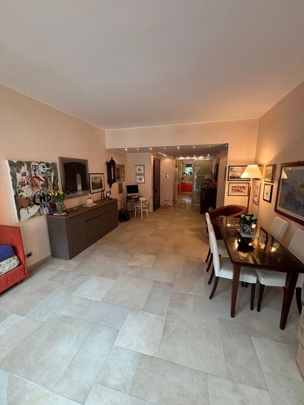 appartamento in vendita a Milano in zona Città Studi