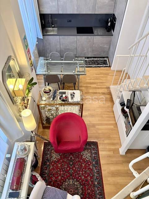 appartamento in vendita a Milano in zona Corsica