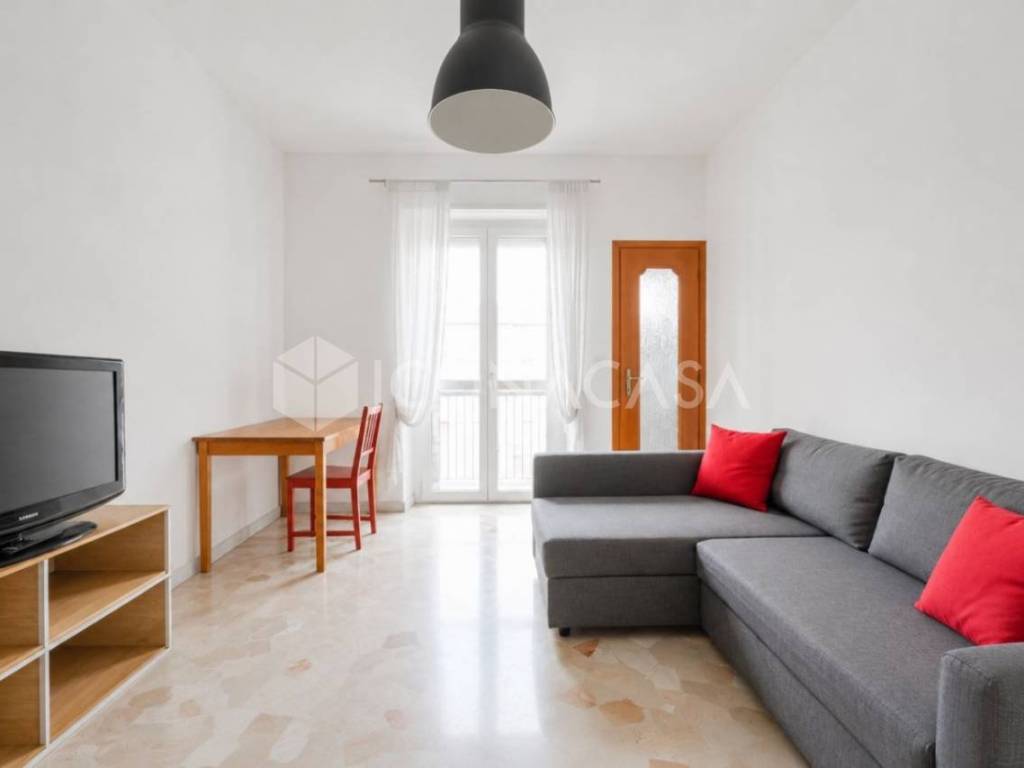 appartamento in vendita a Milano in zona Casoretto