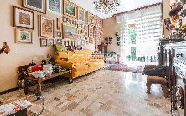 appartamento in vendita a Milano in zona Solari