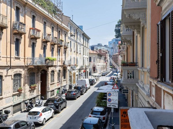 appartamento in vendita a Milano in zona Isola