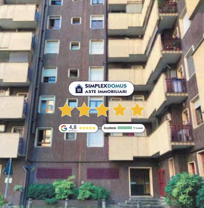 appartamento in vendita a Milano in zona Prato Centenaro