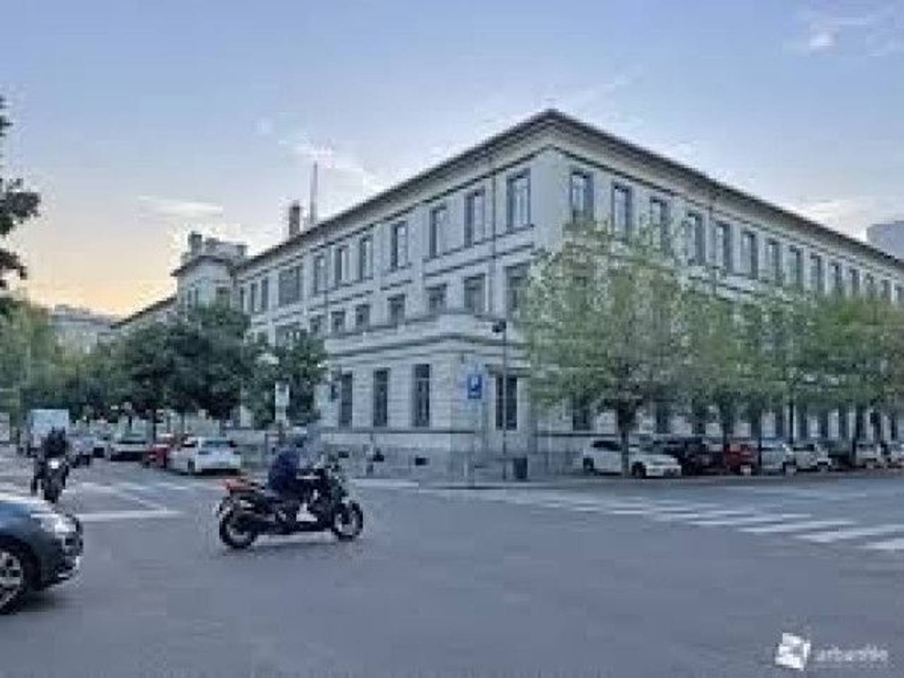 appartamento in vendita a Milano in zona Sempione