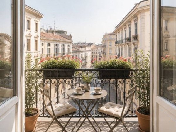 appartamento in vendita a Milano in zona Guastalla