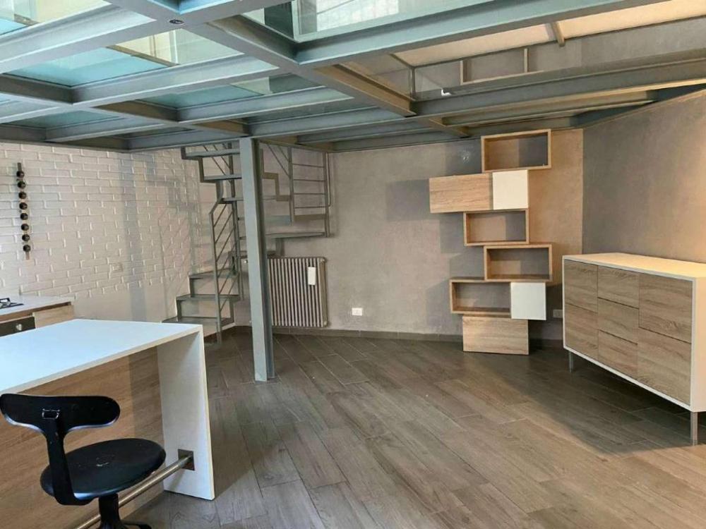 appartamento in vendita a Milano in zona Maciachini