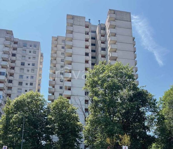 appartamento in vendita a Milano in zona Gratosoglio
