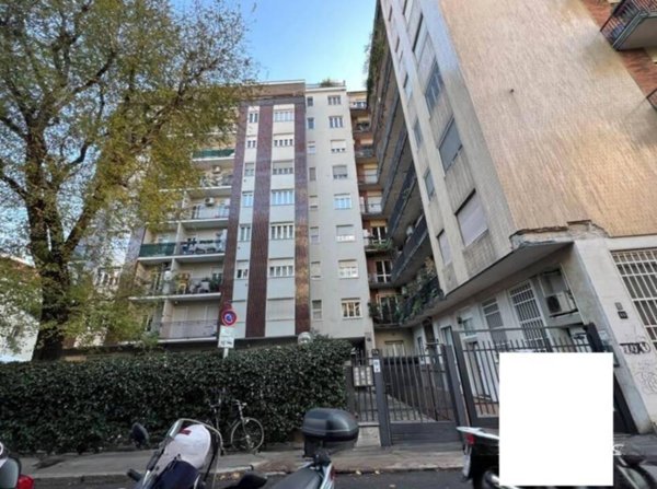 locale di sgombero in vendita a Milano in zona Solari