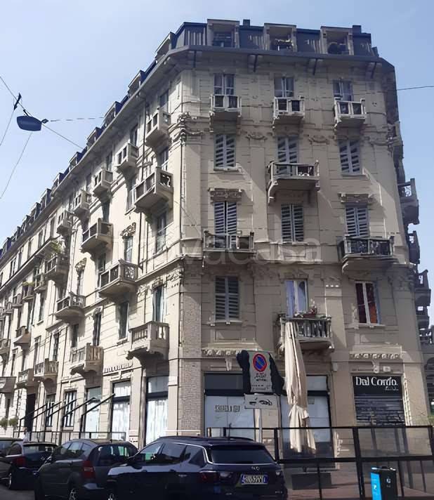 appartamento in vendita a Milano in zona Isola
