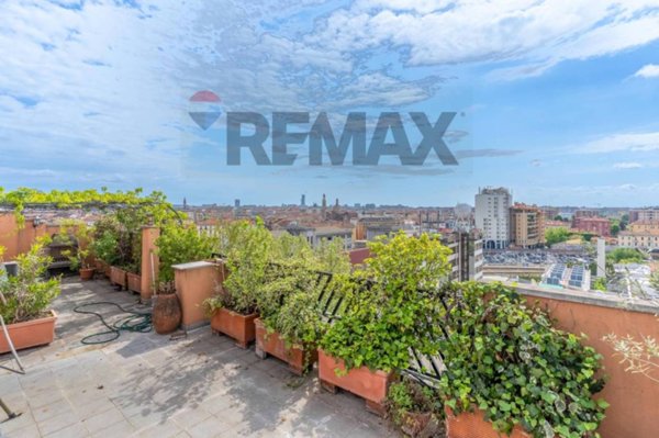 appartamento in vendita a Milano in zona Solari