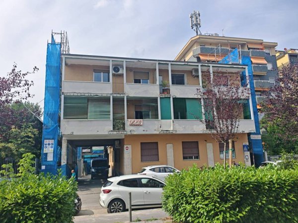 appartamento in vendita a Milano in zona Comasina
