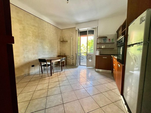 appartamento in vendita a Milano in zona Famagosta