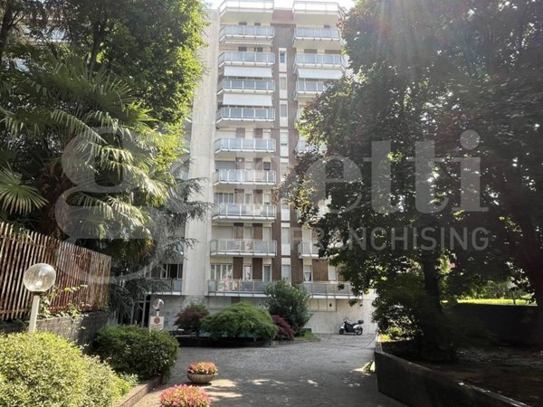 appartamento in vendita a Milano in zona Vigentino