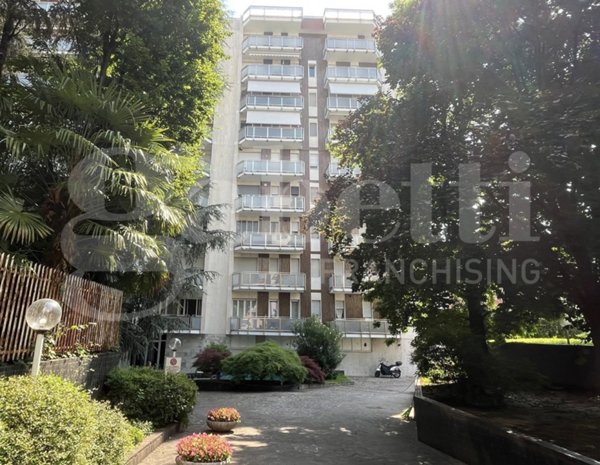 appartamento in vendita a Milano in zona Vigentino