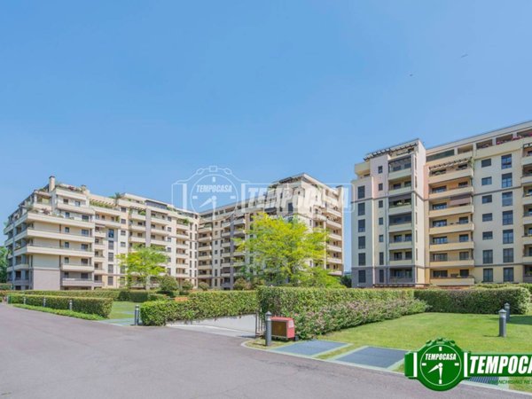 appartamento in vendita a Milano in zona Baggio