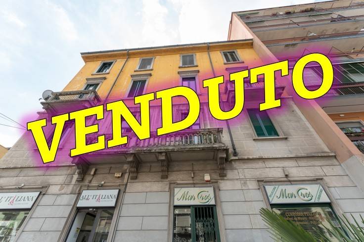 appartamento in vendita a Milano in zona Vigentino