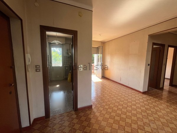appartamento in vendita a Milano in zona Corvetto