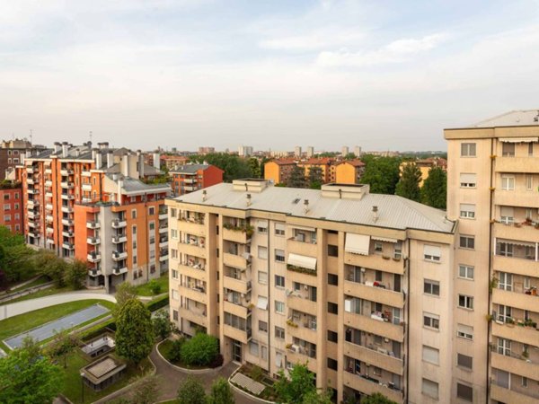 appartamento in vendita a Milano in zona Vigentino