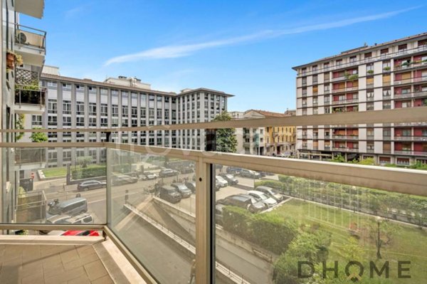 appartamento in vendita a Milano in zona Ponte Seveso