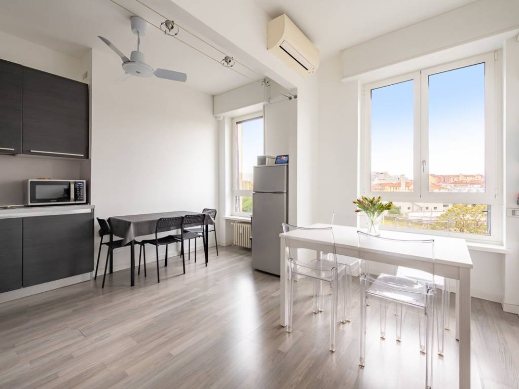 appartamento in vendita a Milano in zona Porta Genova