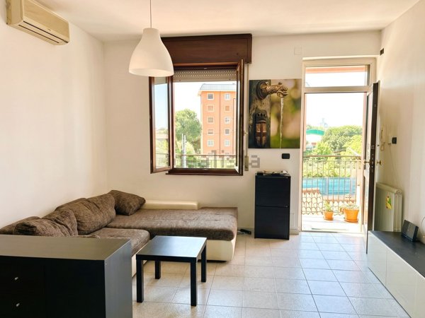 appartamento in vendita a Milano in zona Forlanini