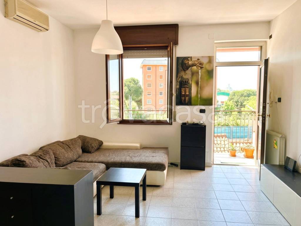 appartamento in vendita a Milano in zona Ortica
