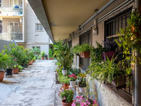 appartamento in vendita a Milano in zona Cagnola