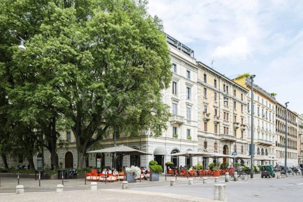 appartamento in vendita a Milano in zona Sempione