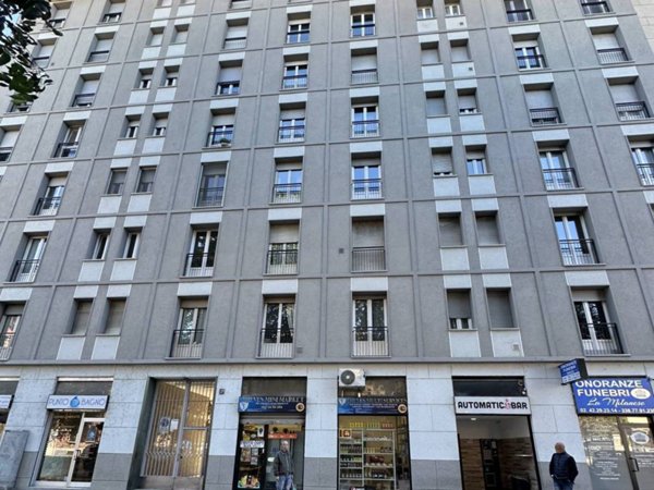 appartamento in vendita a Milano in zona Barona
