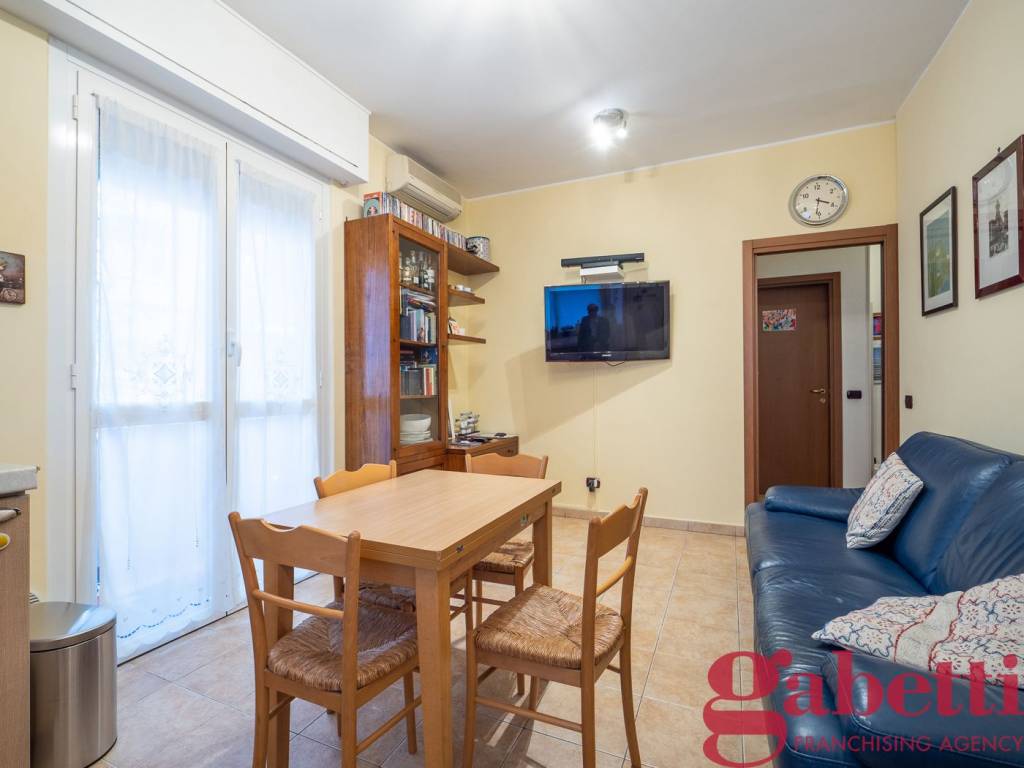 appartamento in vendita a Milano in zona Casoretto