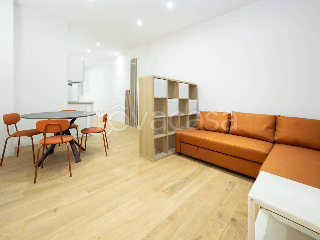 appartamento in vendita a Milano in zona Isola