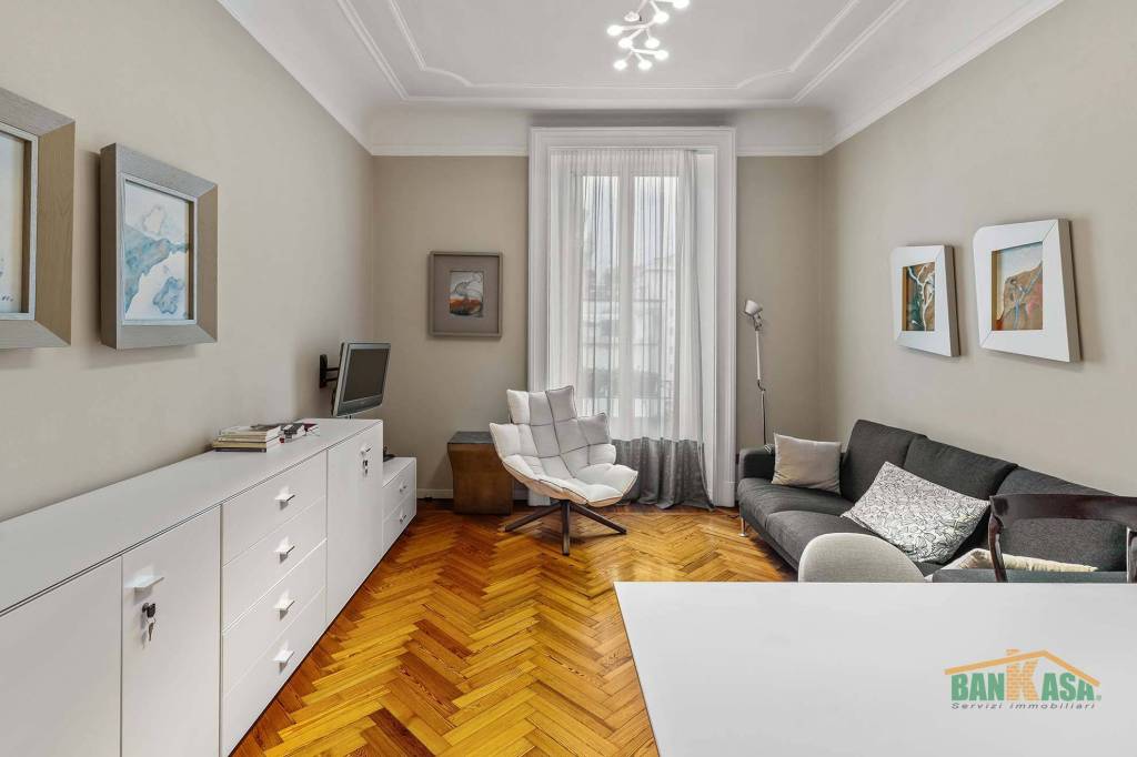 appartamento in vendita a Milano in zona Centro Direzionale