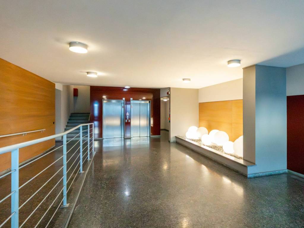 appartamento in vendita a Milano in zona Isola