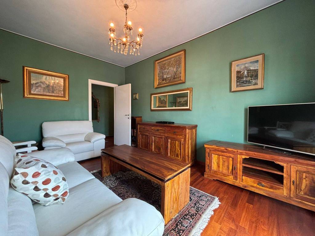 appartamento in vendita a Milano in zona Porta Genova