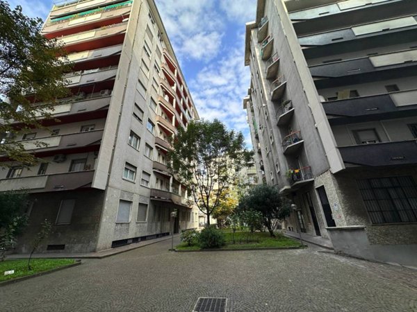 appartamento in vendita a Milano in zona Città Studi