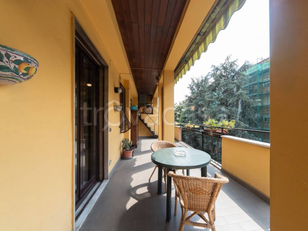 appartamento in vendita a Milano in zona Città Studi