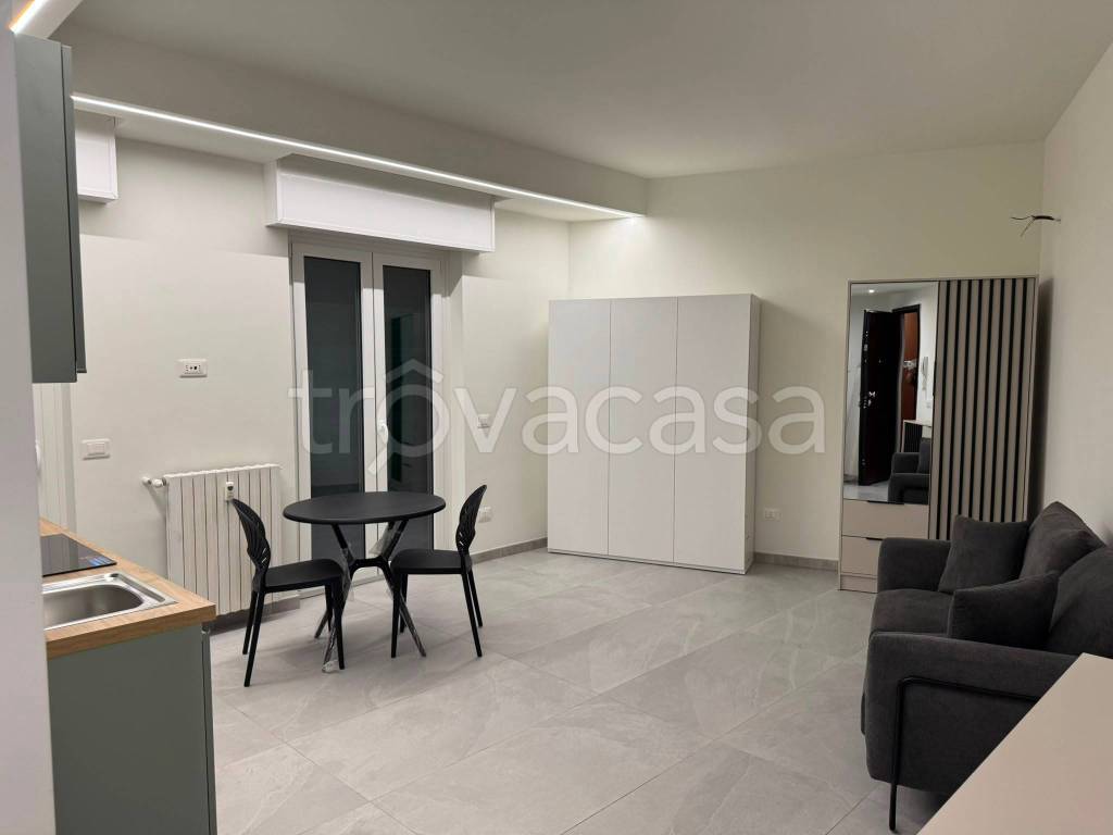 appartamento in vendita a Milano in zona Dergano