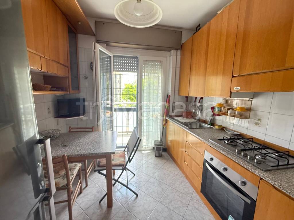 appartamento in vendita a Milano in zona Gallaratese