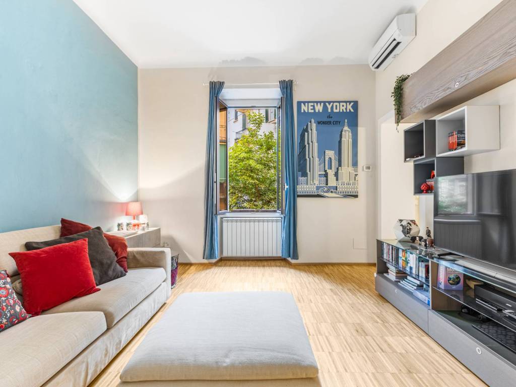 appartamento in vendita a Milano in zona Isola