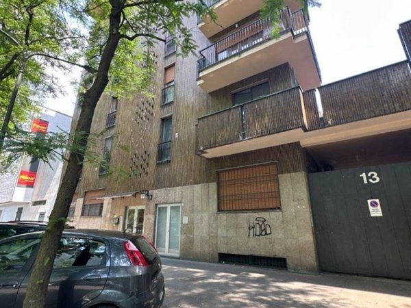 appartamento in vendita a Milano in zona San Siro