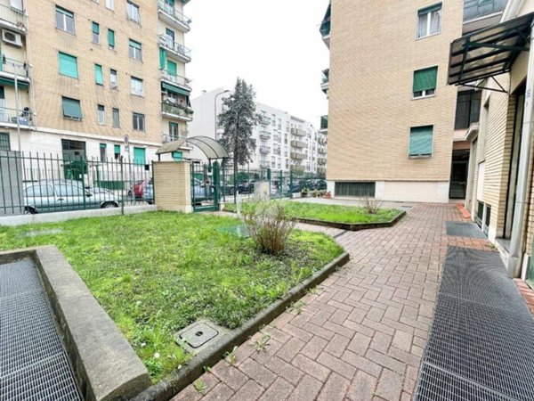 appartamento in vendita a Milano in zona Niguarda
