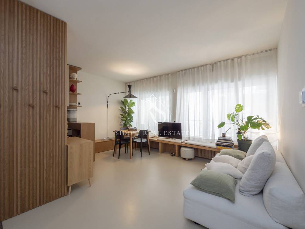 appartamento in vendita a Milano in zona Lorenteggio