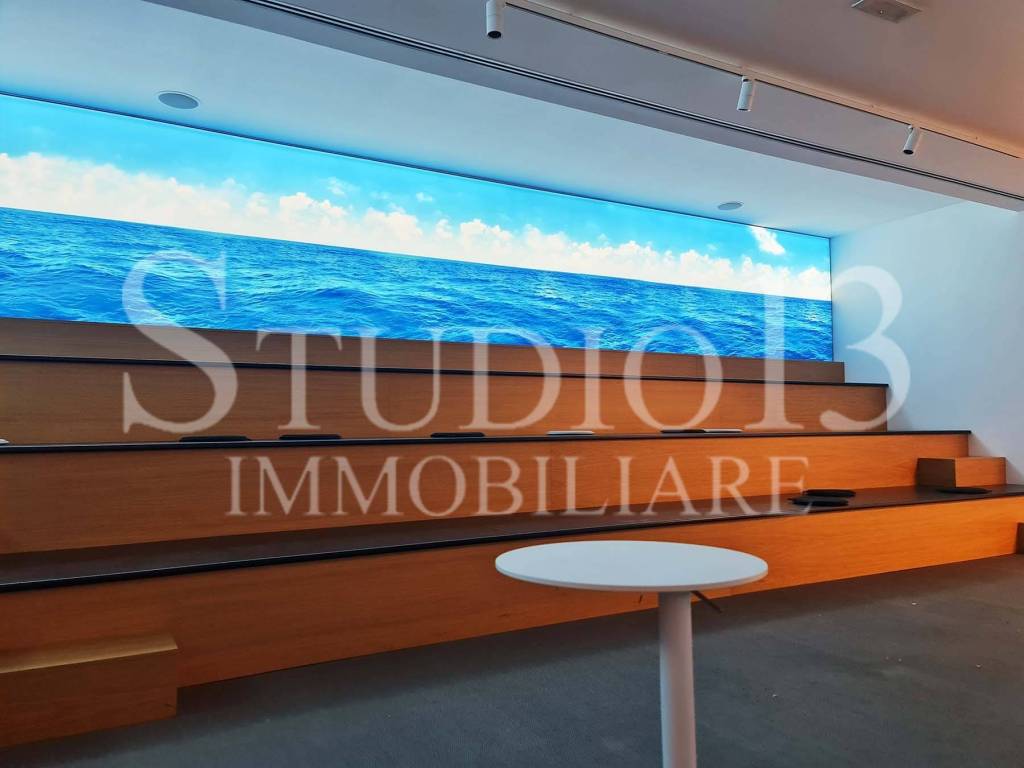 ufficio in vendita a Milano in zona Centro Storico