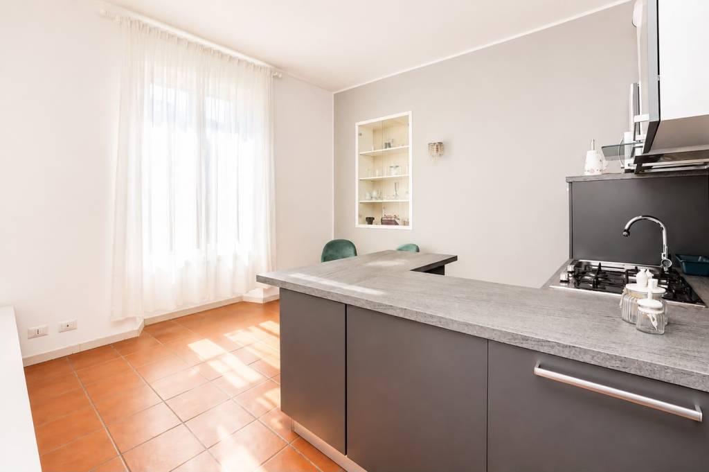 appartamento in vendita a Milano in zona Piazzale Lodi