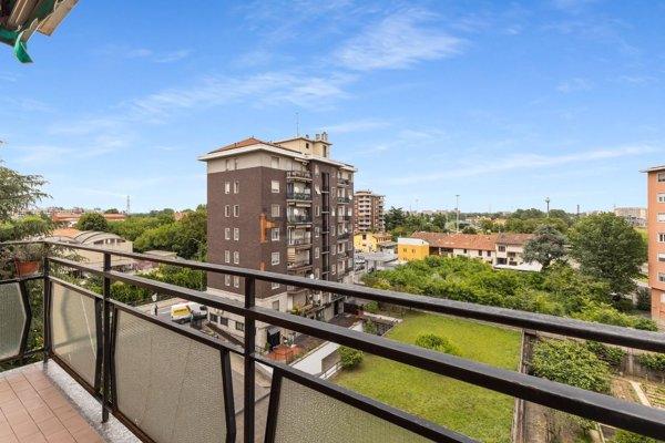 appartamento in vendita a Milano in zona Crescenzago
